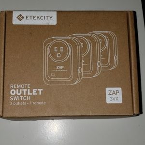 Remote outlet switch